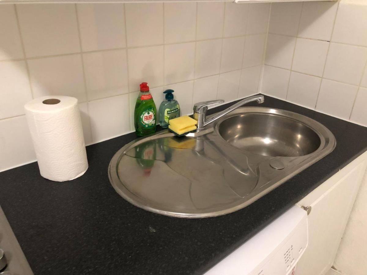 East London 2 Bedroom Apartment Exteriör bild
