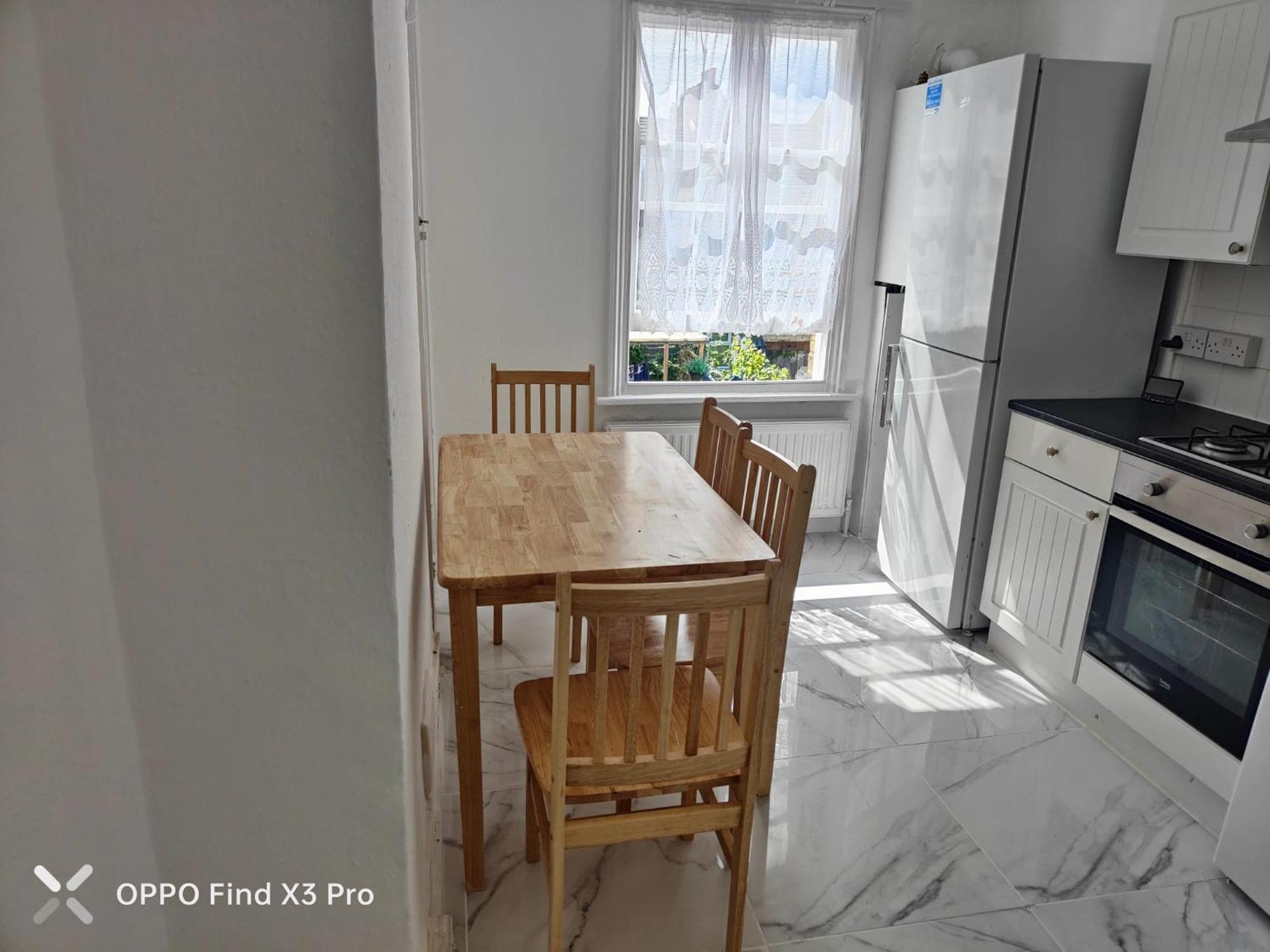 East London 2 Bedroom Apartment Exteriör bild